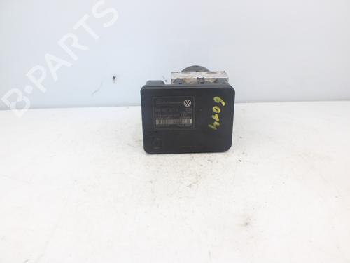 Used ABS pump VW GOLF V (1K1) 1.9 TDI (105 hp) 17484748
