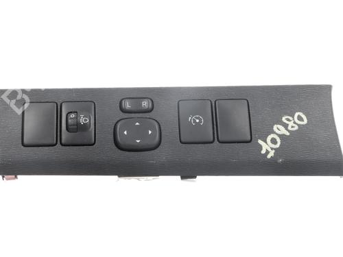 Speilbryter TOYOTA AVENSIS Saloon (_T27_) [2008-2018]  33119251