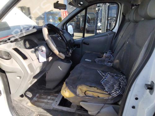 Interior roof light RENAULT TRAFIC II Bus (JL) 1.9 dCI 80 (JL0B) | BP30389762I8