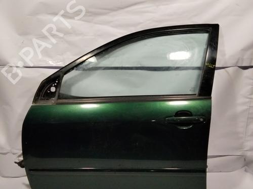 Used Left front door TOYOTA COROLLA (_E12_) 1.6 VVT-i (ZZE121_, ZZE121R) (110 hp) 28209214