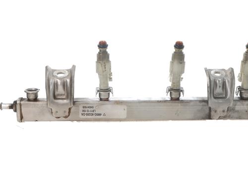 Rail D'Injecteurs FORD MONDEO III (B5Y) 1.8 16V (125 hp) 31215358