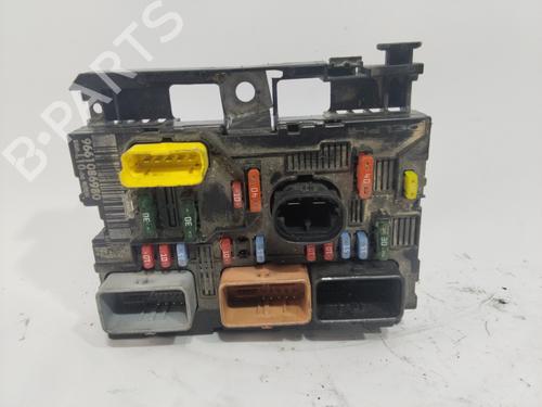Used Fuse box PEUGEOT 207 (WA_, WC_) [2006-2015]  28085542