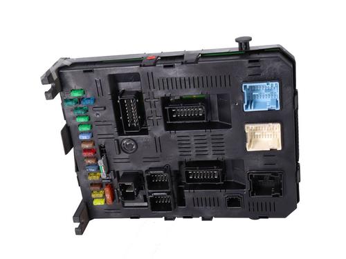 Used Fuse box Fuse box 39386352 39386352