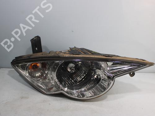 Right headlight SSANGYONG ACTYON I 2.0 Xdi (141 hp) 17633938