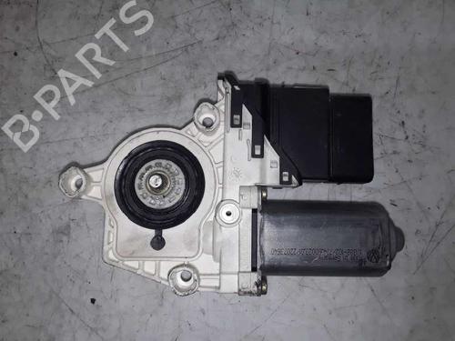 Used Right rear window motor SEAT LEON (1M1) 1.6 16 V (105 hp) 8577384