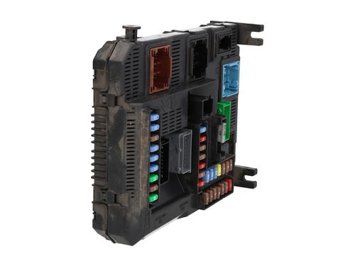 Fuse box PEUGEOT 2008 I (CU_) 1.2 THP 110 / PureTech 110 | BP29399178E1 