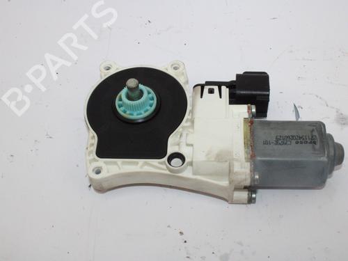 Rudehejsemotor forskærm højre LAND ROVER DISCOVERY III (L319) [2004-2009]  18096221