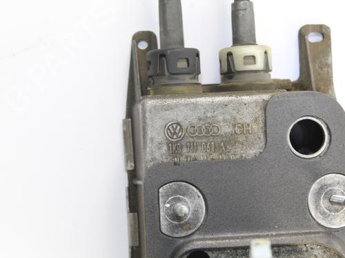 Gear lever VW GOLF V (1K1) 1.9 TDI | BP16051295M90