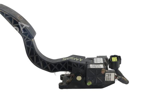 pedal-hyundai-terracan-hp-2001-2002-2003-2004-2005-2006-2007-2008-34582540 main image