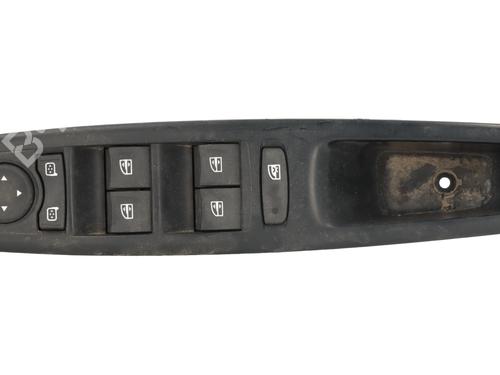 Used Left front window switch RENAULT MEGANE III Hatchback (BZ0/1_, B3_) 1.5 dCi (106 hp) 30961812