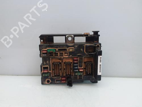 Used Fuse box CITROËN XSARA (N1) 1.4 i (75 hp) 9503037