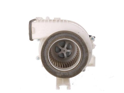 Used Heater blower motor Heater blower motor TOYOTA AURIS (_E18_) 1.8 Hybrid (ZWE186_, ZWE186R) (136 hp) 40435652 40435652