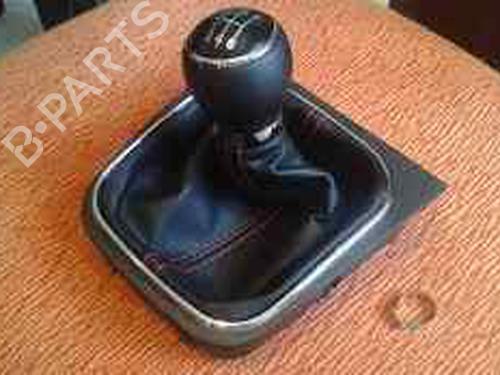 Used Shift knob VW GOLF V (1K1) [2003-2010]  11391272