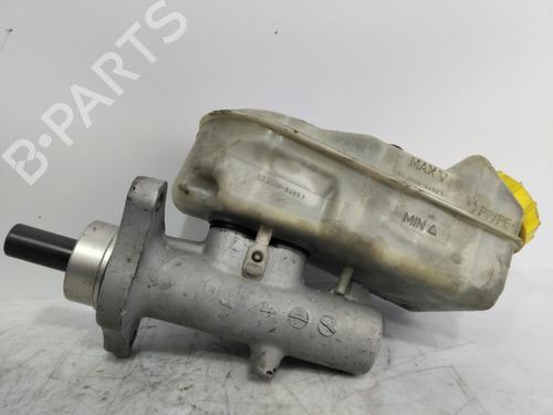 Used Brake master cylinder VW TRANSPORTER T5 Van (7HA, 7HH, 7EA, 7EH) [2003-2025]  29728069