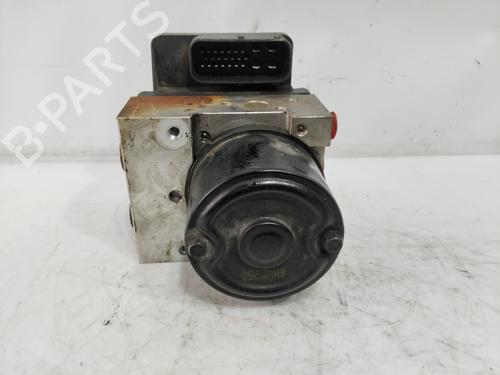 Used ABS pump HYUNDAI SANTA FÉ I (SM) 2.0 CRDi (113 hp) 29905605