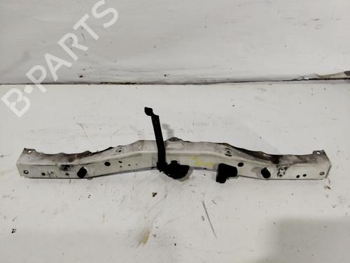 Travessa TOYOTA AURIS (_E18_) 1.8 Hybrid (ZWE186_, ZWE186R) (136 hp) 32033058