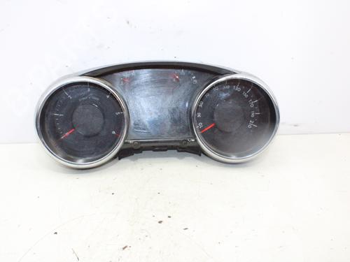Used Instrument cluster PEUGEOT 5008 II (MC_, MJ_, MR_, M4_) [2016-2025]  13500720