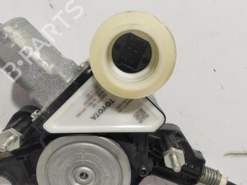 Front left window mechanism TOYOTA COROLLA Saloon (_E21_) 1.6 VVTi (ZRE210) | BP33214745C22 - Image 2