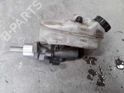 Used Brake master cylinder VW TRANSPORTER T5 Van (7HA, 7HH, 7EA, 7EH) [2003-2026]  8553873
