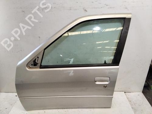 Used Left front door PEUGEOT 306 (7B, N3, N5) 1.6 SR (89 hp) 20076959
