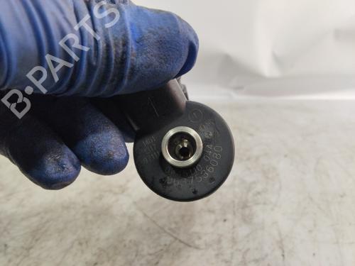 Used Injector PEUGEOT 306 (7B, N3, N5) [1993-2003]  25467012