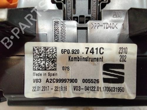 Instrument cluster SEAT IBIZA IV (6J5, 6P1)  | BP25467142C47 