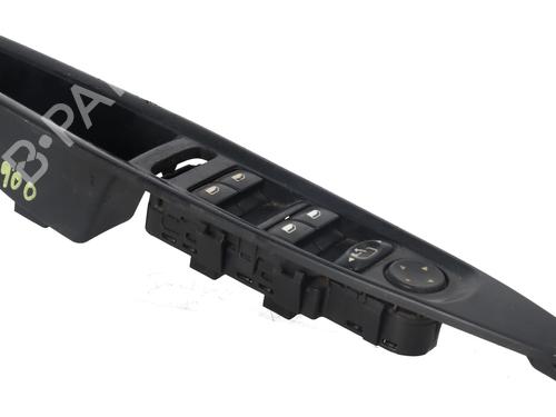 Used Left front window switch Left front window switch CITROËN C4 I (LC_) [2004-2014] 36542120 36542120