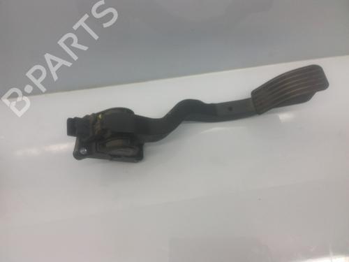 Used Pedal PEUGEOT 206 Hatchback (2A/C) 1.4 16V (88 hp) 8670055
