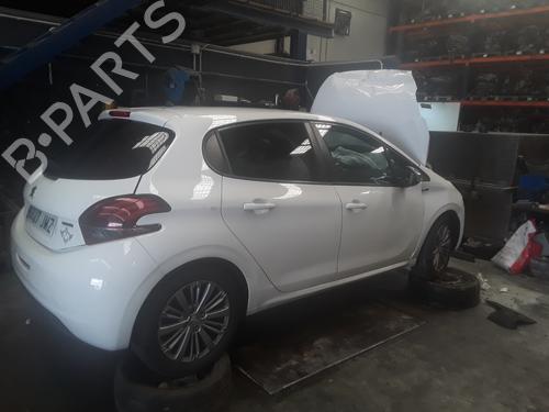 Left front driveshaft PEUGEOT 208 I (CA_, CC_) 1.6 BlueHDi 100 | BP17388529M38 
