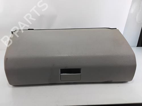 Used Glove box MERCEDES-BENZ B-CLASS Sports Tourer (W245) B 200 CDI (245.208) (140 hp) 29816869