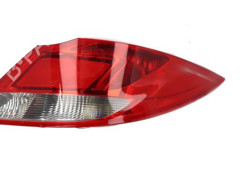 right-taillight-opel-insignia-a-g09-2008-2009-2010-2011-2012-2013-2014-2015-2016-2017-32495229 main image