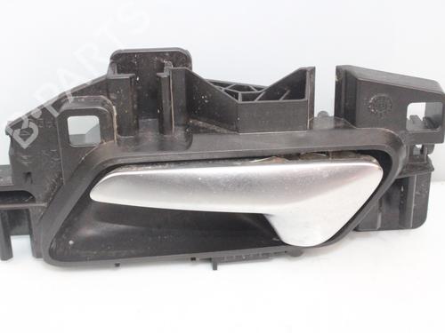 Used Front left interior door handle OPEL CROSSLAND X / CROSSLAND (P17, P2QO) [2017-2025]  21013842