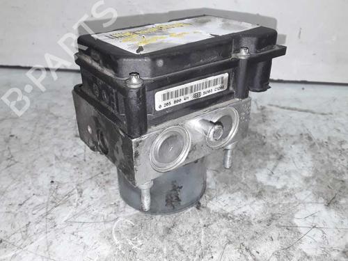 Used ABS pump RENAULT CLIO III (BR0/1, CR0/1) [2005-2014]  8576569