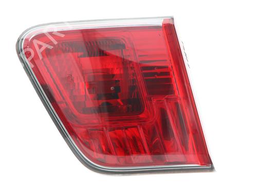 Used Left tailgate light TOYOTA AVENSIS Saloon (_T27_) [2008-2018]  33053014