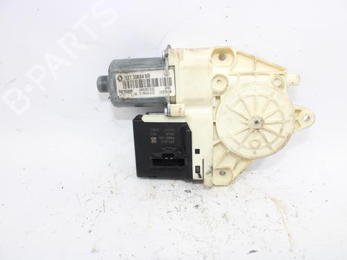 Rudehejsemotor bagstkærm højre RENAULT MEGANE III Hatchback (BZ0/1_, B3_) [2008-2025]  11676526