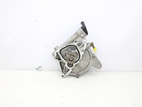 Used Vacuum pump HYUNDAI SANTA FÉ II (CM) 2.2 CRDi 4x4 (155 hp) 13393271