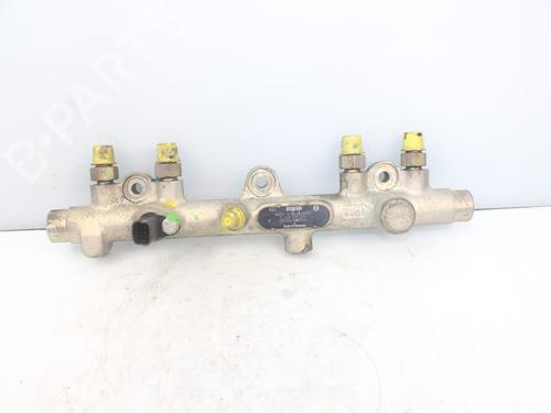 Used Injection rail PEUGEOT 406 (8B) 2.0 HDI 90 (90 hp) 17133303