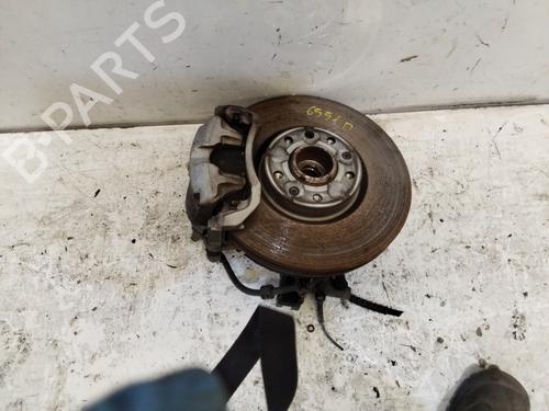 Right front steering knuckle PEUGEOT 3008 II SUV (MC_, MR_, MJ_, M4_) 1.6 BlueHDi 120 | BP18246180M26 