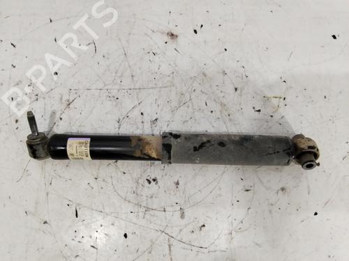 Venstre bagtil støddæmper Venstre bagtil støddæmper RENAULT KADJAR (HA_, HL_) 1.6 dCi 130 (HLA4) (130 hp) 33957096 33957096