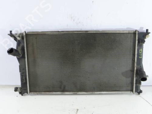 Used Water radiator Water radiator MAZDA 5 (CR) 2.0 CD (CR19) (143 hp) 39718193 39718193