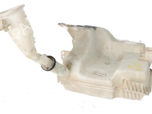 Used Windscreen washer tank FORD FOCUS III [2010-2020]  32072410