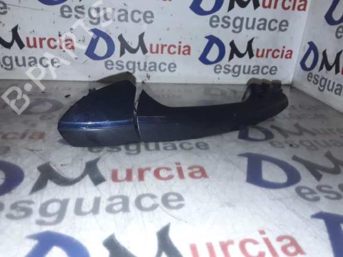 Maneta exterior delantera derecha MERCEDES-BENZ E-CLASS (W210) [1995-2003]null A2047600270 | A2047600270 |