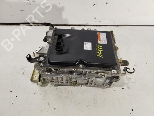 Used Inverter/Converter TOYOTA COROLLA Saloon (_E21_) 1.6 VVTi (ZRE210) (122 hp) 33160647