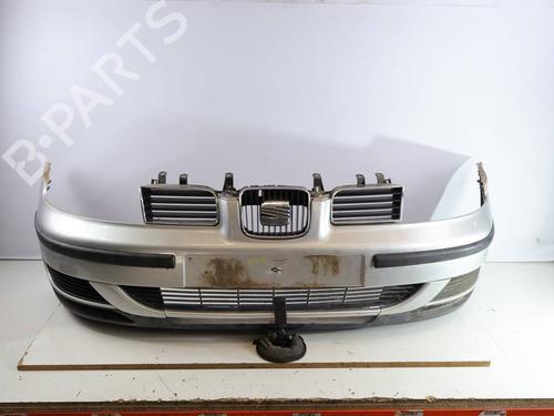 front-bumper-seat-leon-1m1-1999-2000-2001-2002-2003-2004-2005-2006-40295080 main image