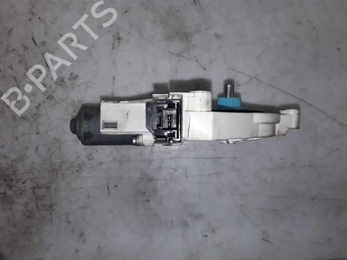 Rudehejsemotor bagstkærm højre AUDI A4 B8 (8K2)  | BP8567704E22 