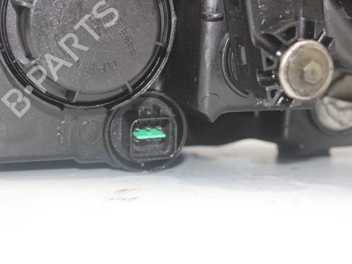 Right headlight KIA SORENTO I (JC) 2.5 CRDi 4WD | BP17432493C29 