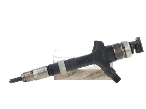 Injector TOYOTA COROLLA Verso (ZER_, ZZE12_, R1_) 2.0 D-4D (CUR10_, CUR10R) | BP32360777M100