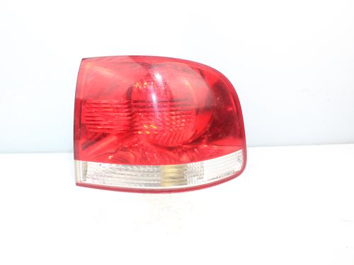 Used Right taillight VW TOUAREG (7LA, 7L6, 7L7) [2002-2013]  16431145