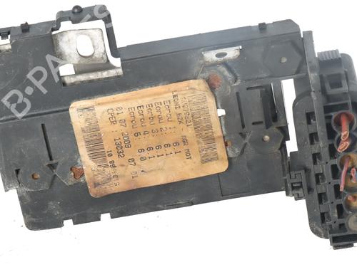 Used Fuse box Fuse box SEAT IBIZA IV (6J5, 6P1) [2008-2017] 32522577 32522577