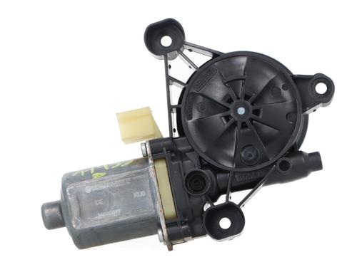 Used Right front window motor Right front window motor VW GOLF VII Variant (BA5, BV5) [2013-2022] 34447751 34447751